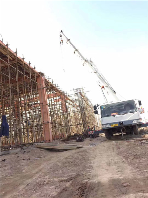 青岛市吊车作业的安全注意事项有哪些？